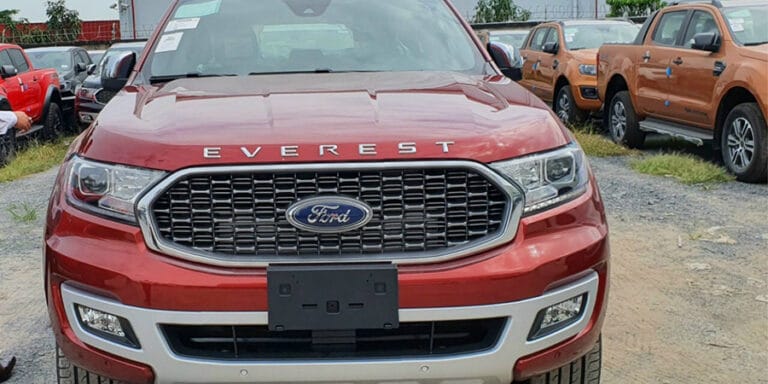 Chi tiết Ford Everest 2021 vừa được ra mắt