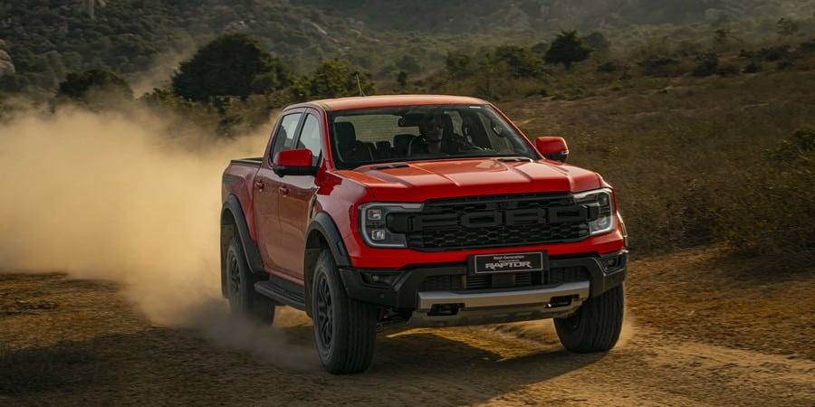 Ford Ranger Raptor 2023 thế hệ mới – Bán tải cho người thích tốc độ